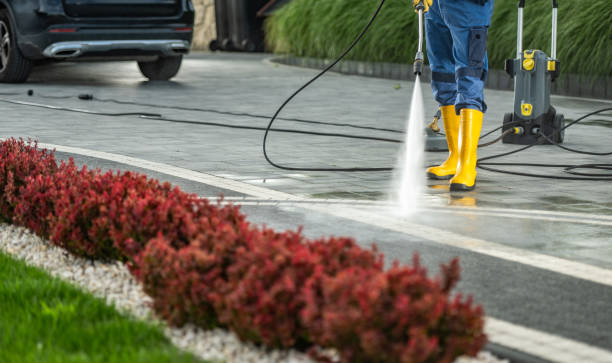 Best Pool Deck Cleaning  in Utica, IN